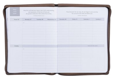 2024 18-Month Planner: Trust In the Lord - Christian Art Gifts